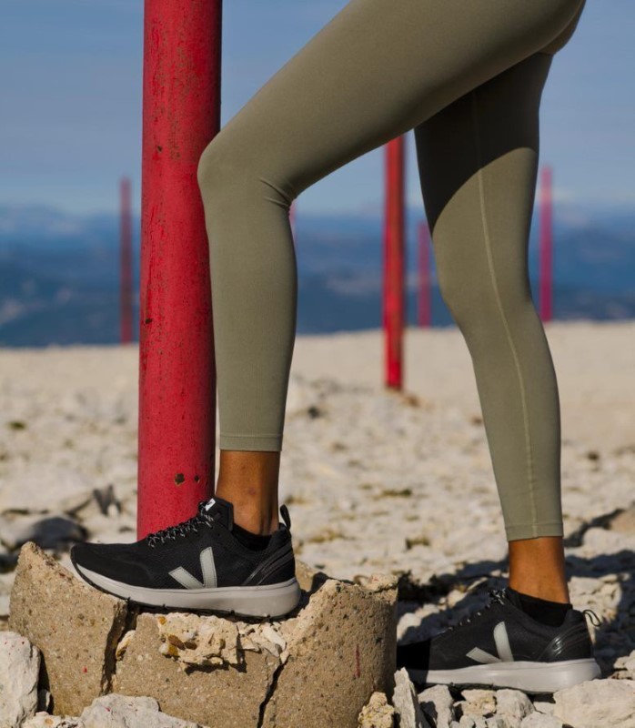 Veja Series 2 Alveomesh Black Oxford Grey Sole Australia