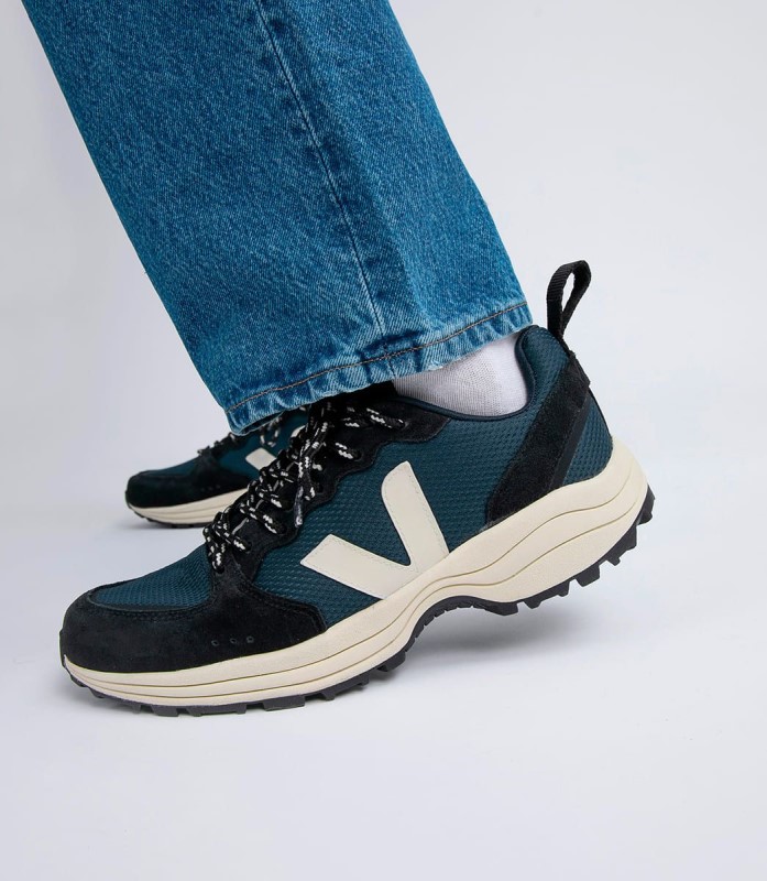Alveomesh Nautico Pierre Black Veja Series Australia