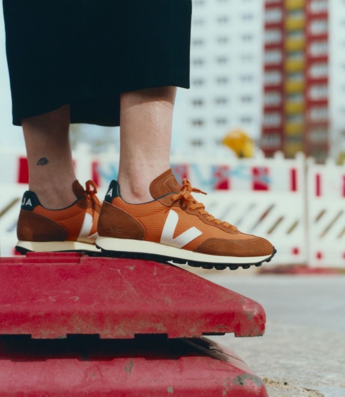 Veja Branco Alveomesh Pumpkin White Collection Australia