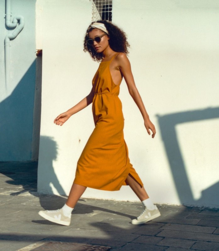 Collection Veja Nubuck Natural White Australia