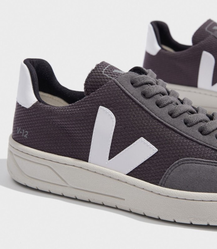 Vegan B-Mesh Grafite White Series Veja Australia