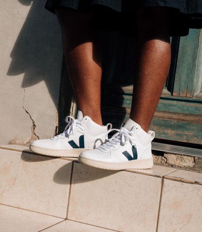 Collection Leather White Nautico Veja Australia
