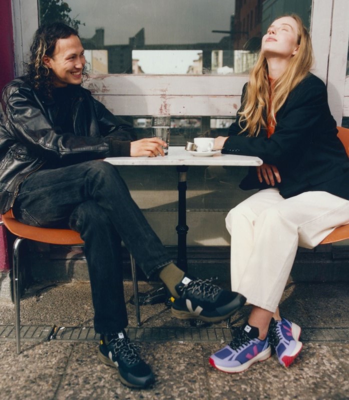 2 Alveomesh Purple Ultraviolet Collection Veja Australia