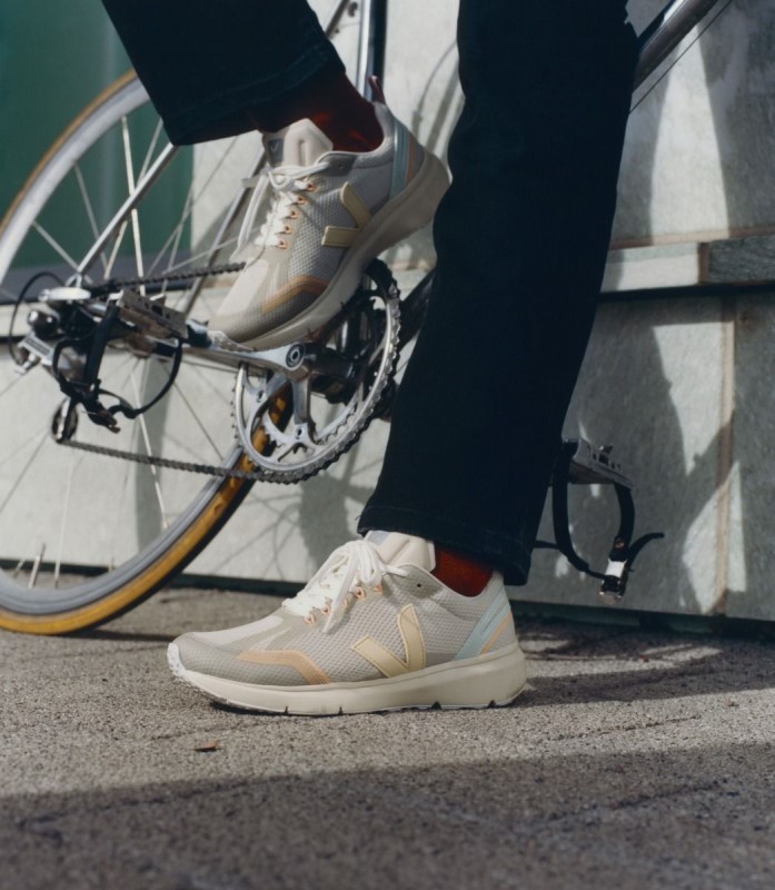 Collection Veja 2 Alveomesh Natural Butter Australia
