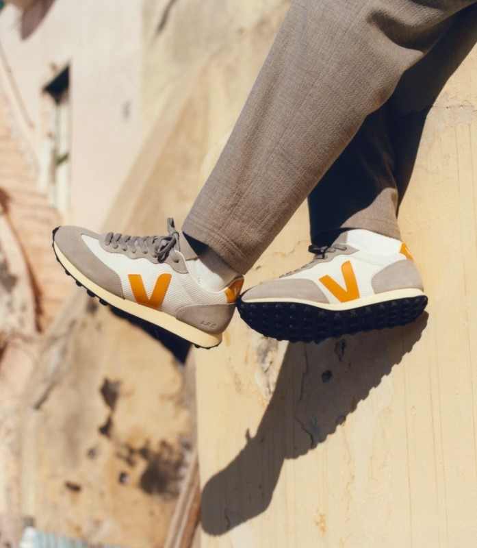 Veja Branco Alveomesh Gravel Ouro Special Australia