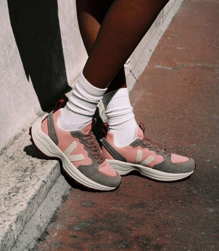 Alveomesh Pamplemousse Sable Collection Veja Australia