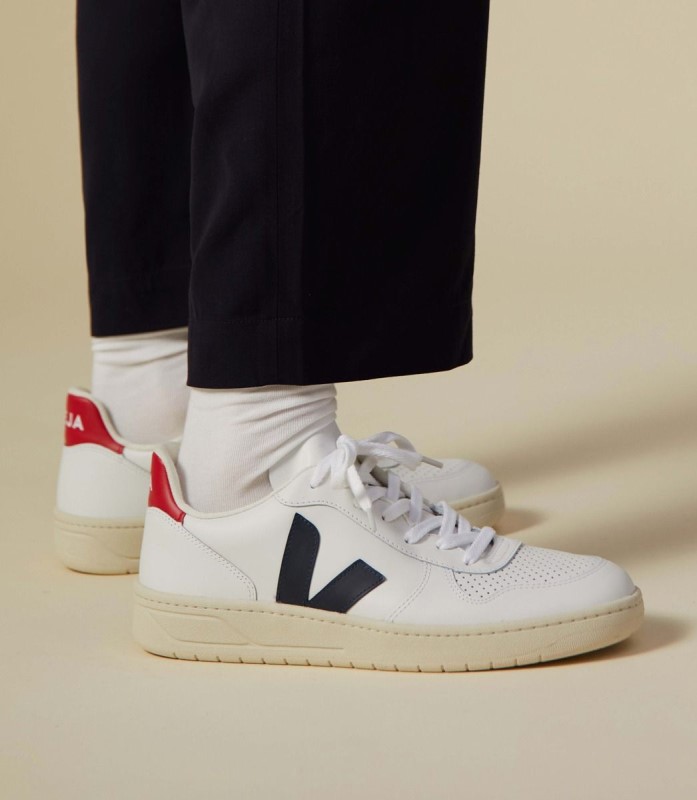 Leather White Nautico Pekin Premium Veja Australia