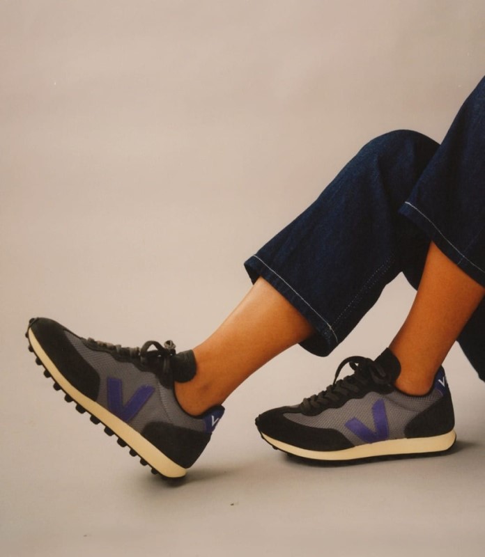 Veja Rio Branco Alveomesh Concrete Purple Australia