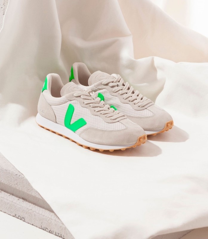 Veja Rio Branco Hexamesh Gravel Absinthe Australia