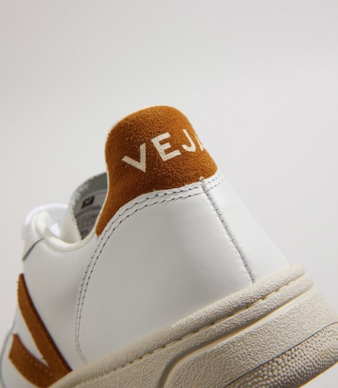 Veja V-10 Leather White Camel Australia
